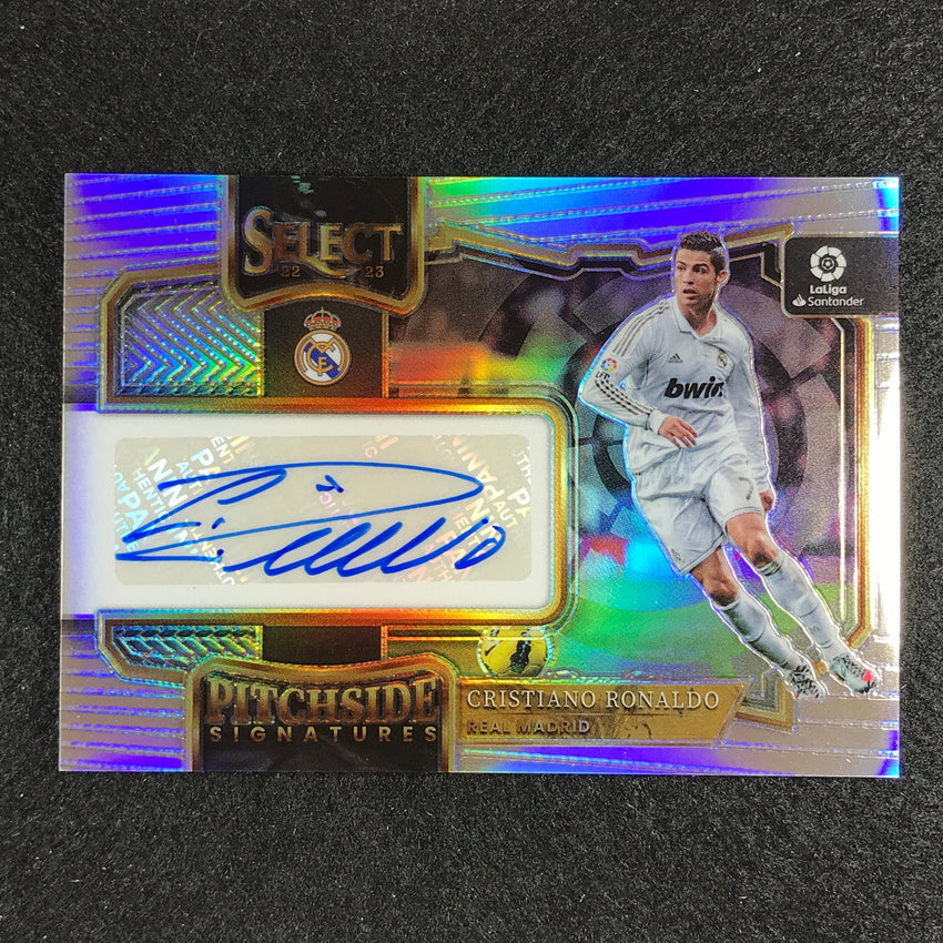 2022-23 Select La Liga CRISTIANO RONALDO Pitchside Signatures Auto