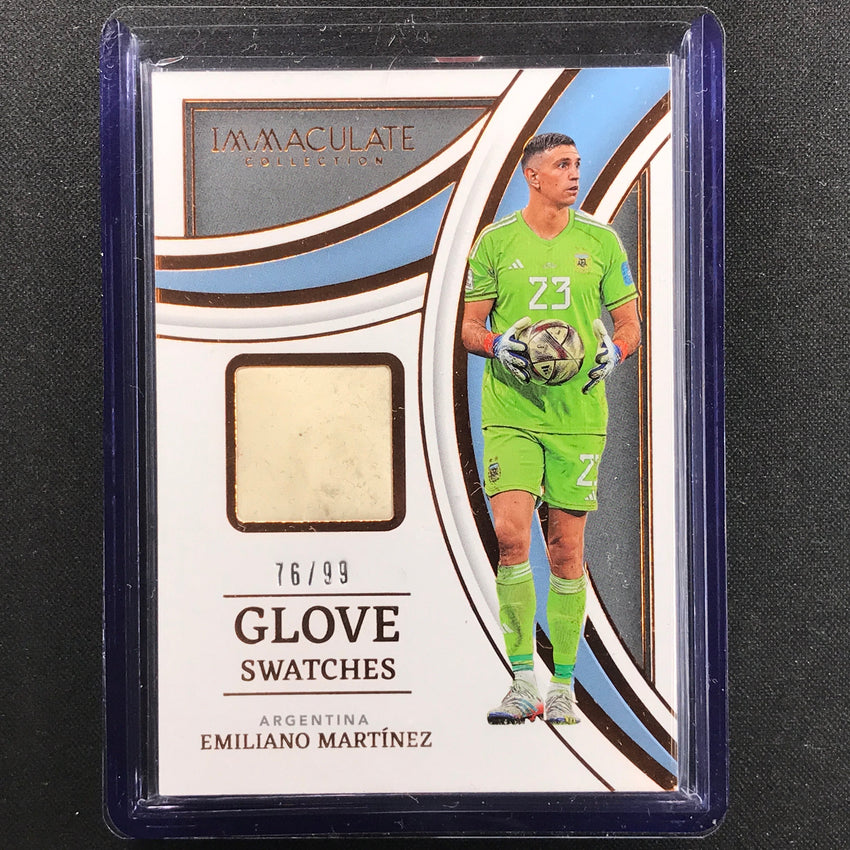 2022-23 Immaculate Emiliano Martinez Glove Swatches Patch Relic Bronze 76/99